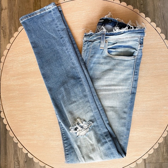 Hudson Barbara Super Skinny Jeans - Picture 3 of 7